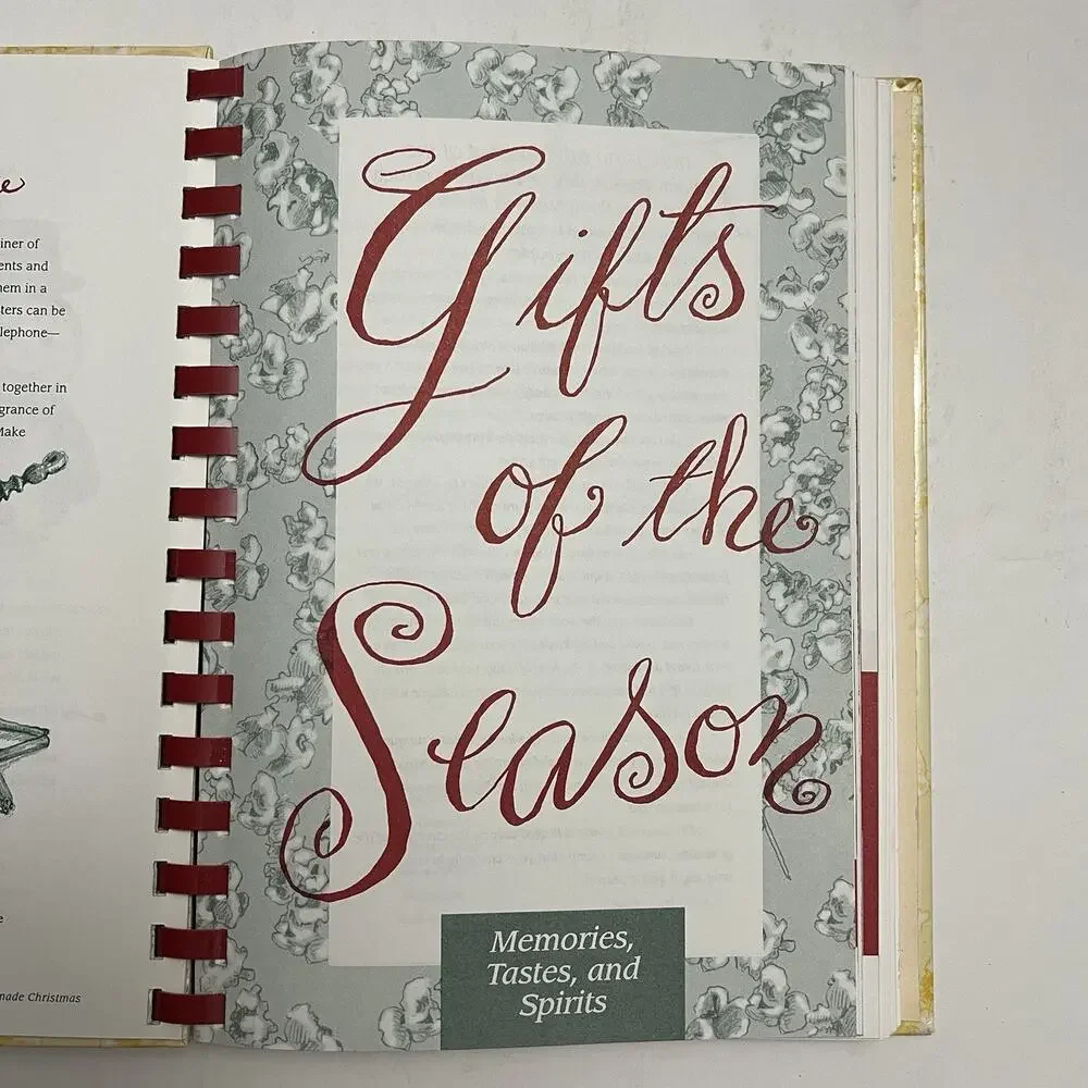 1995 Homemade Christmas Cookbook Recipes Gifts Decorations Marine Toys for Tots